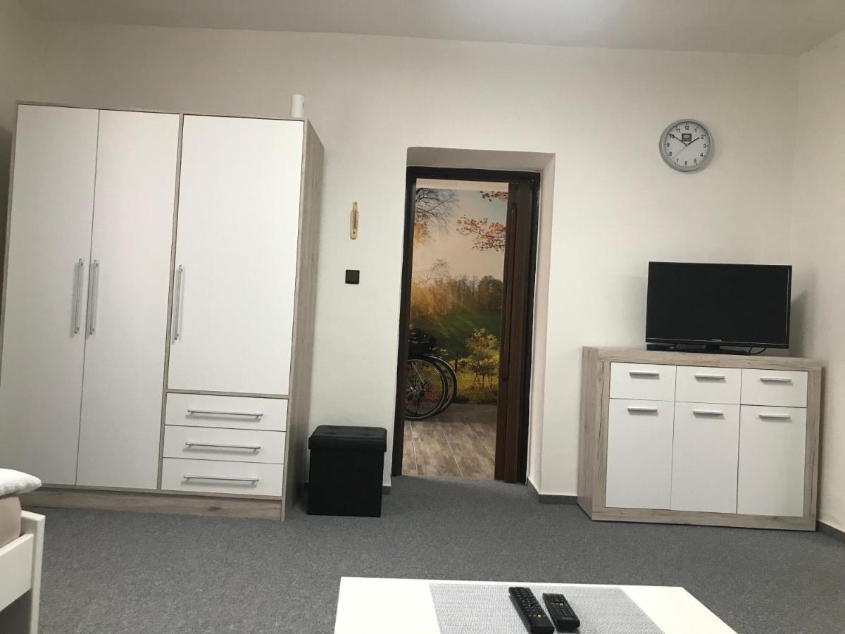 Cyklo-Moto Apartman Lomnice nad Lužnicí Exterior foto