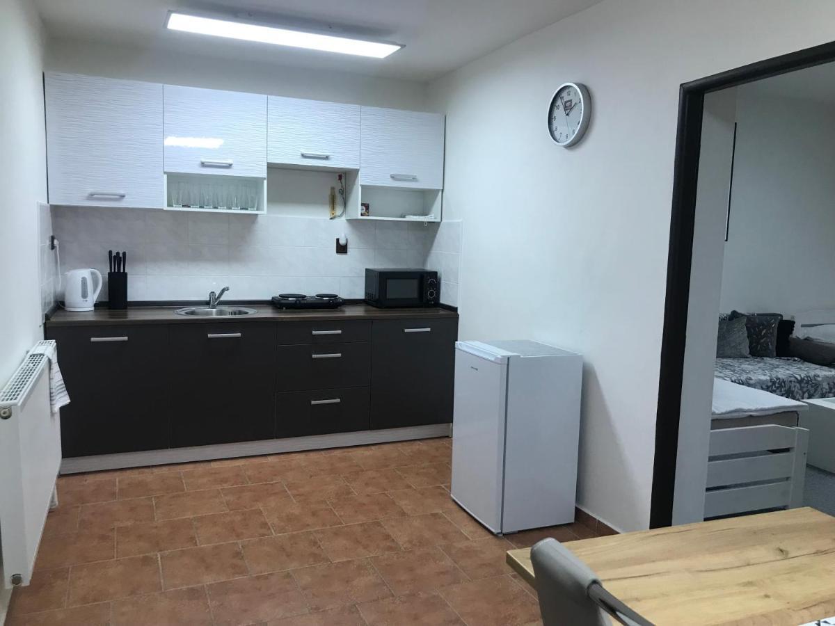 Cyklo-Moto Apartman Lomnice nad Lužnicí Exterior foto